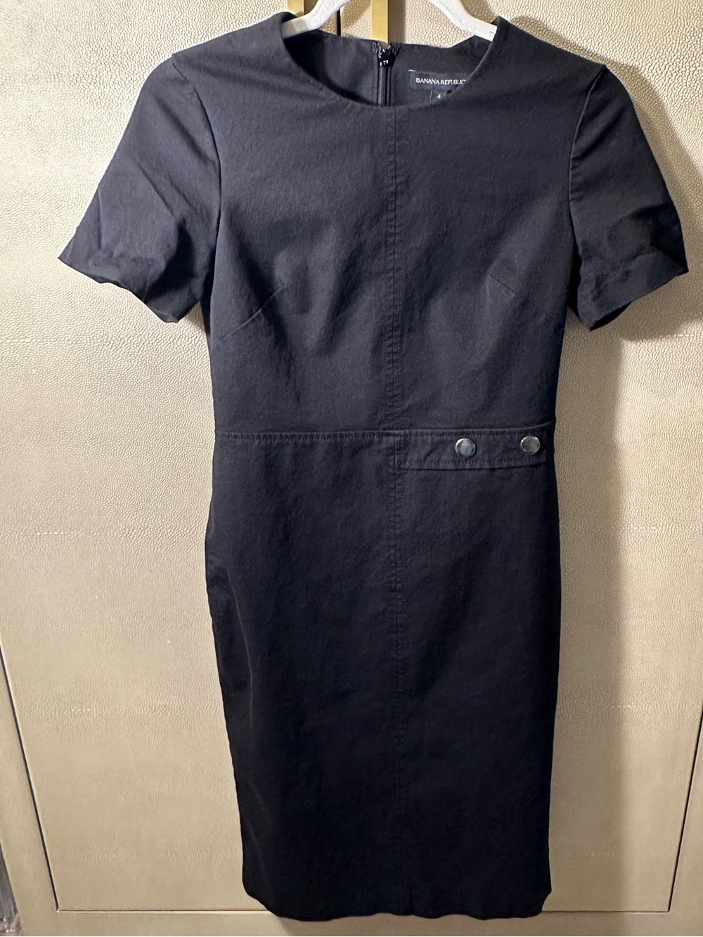 Banana Republic Black Short-Sleeve Midi Sheath Dress
